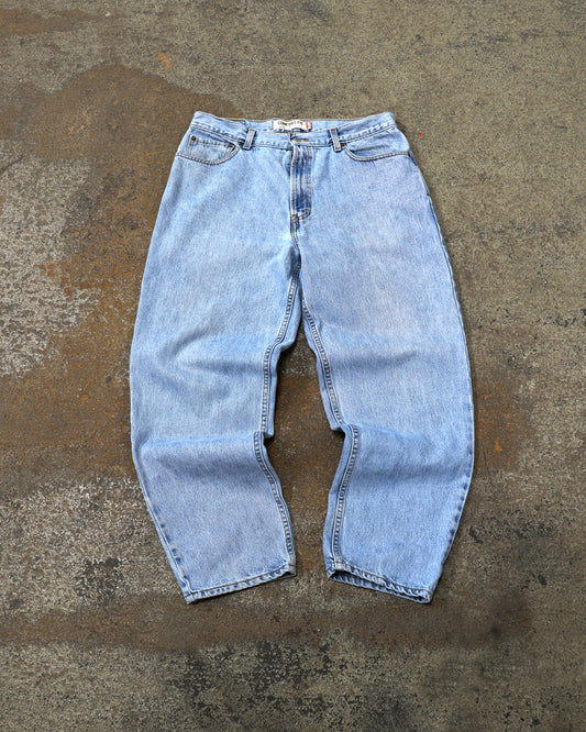 Levis 560 Jeans